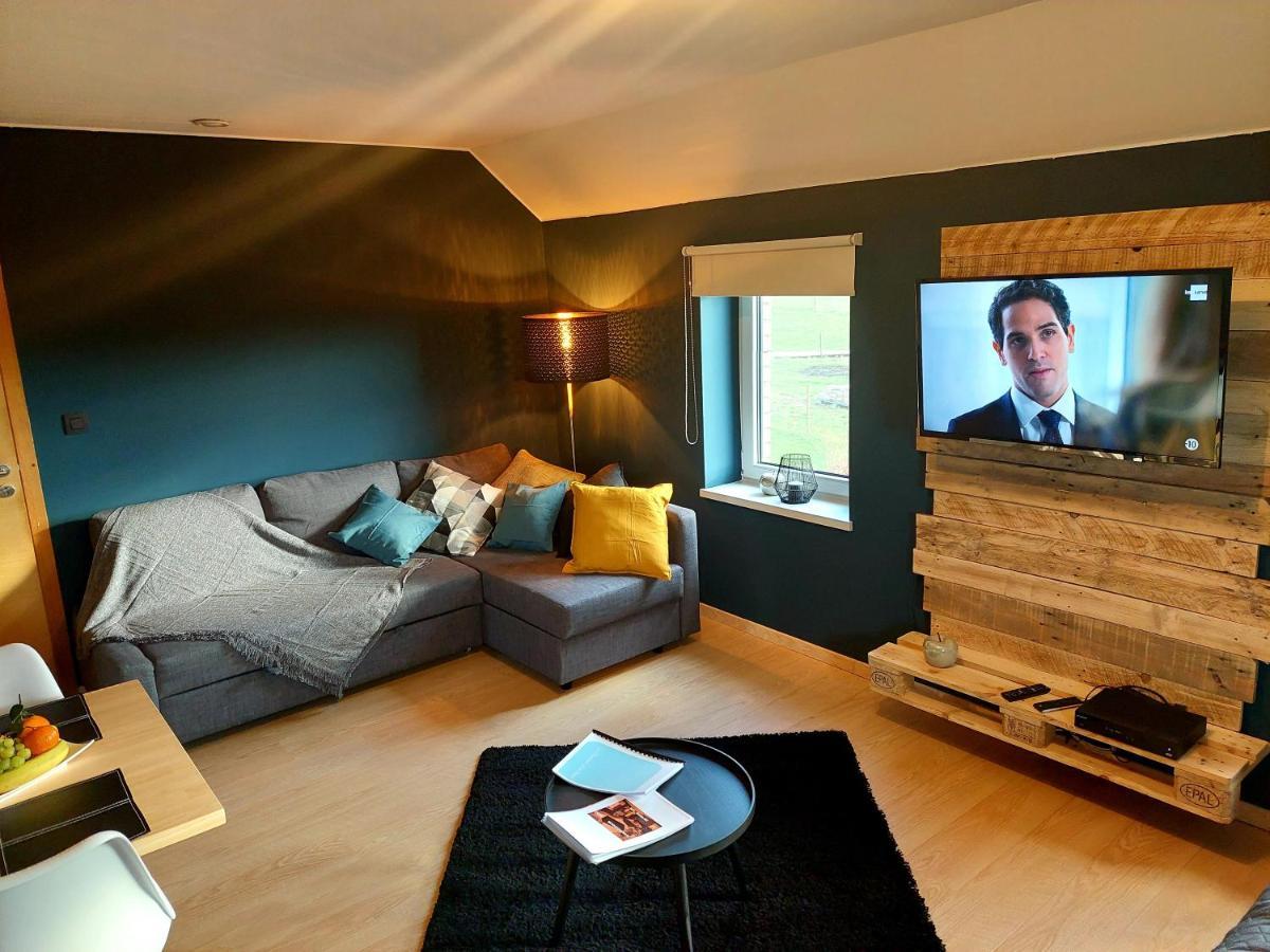 La Chambre D'En Haut La Reid 外观 照片